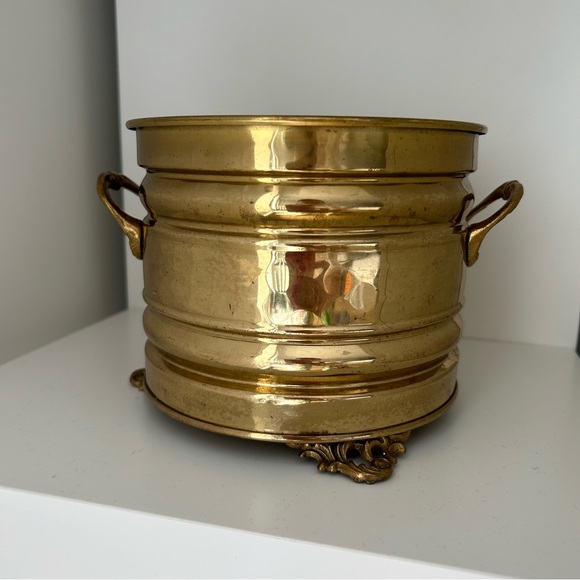 VINTAGE brass flower pot - Picture 1 of 7